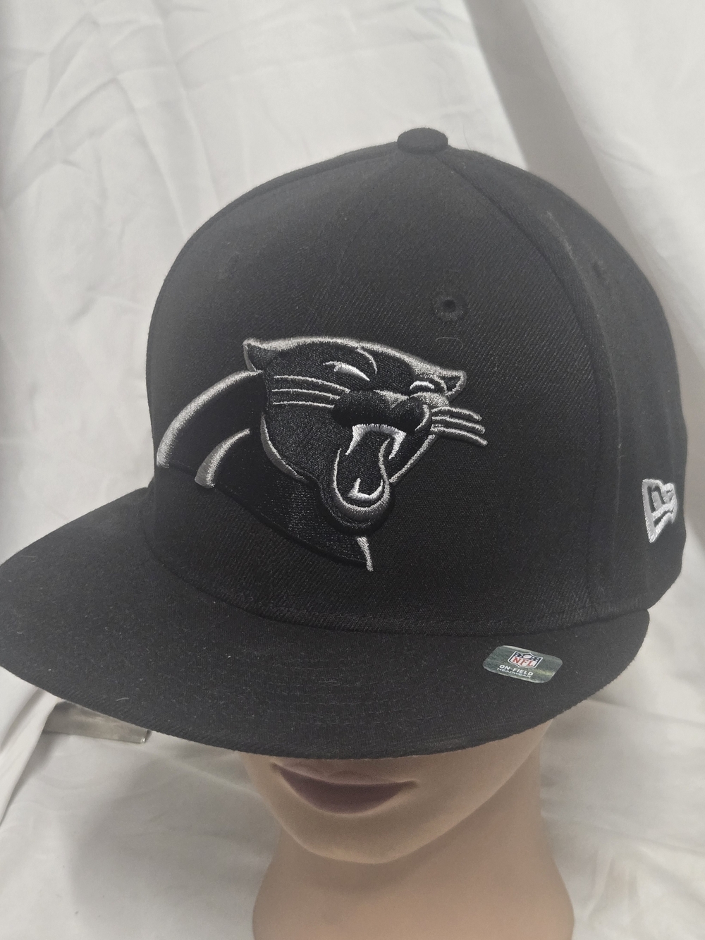 New Era Black Carolina Panthers Fitted Cap with Gray And Black Embroidery